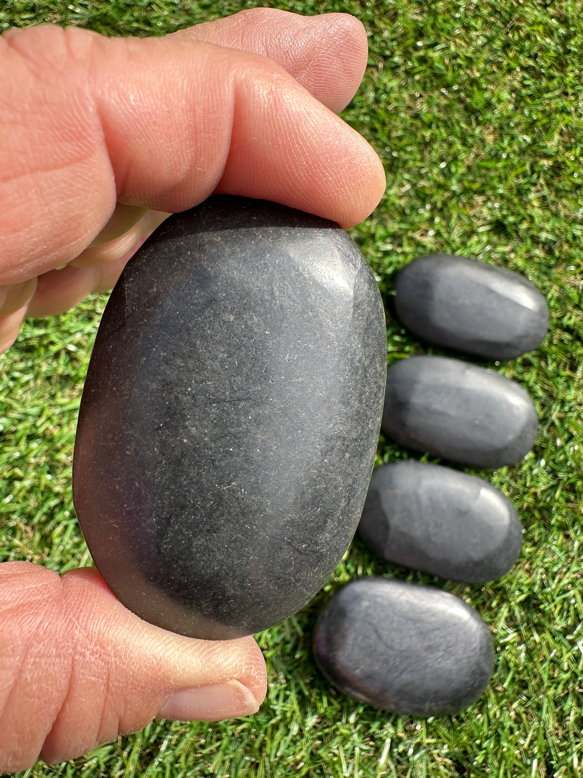 Tourmaline Black Palm Stones