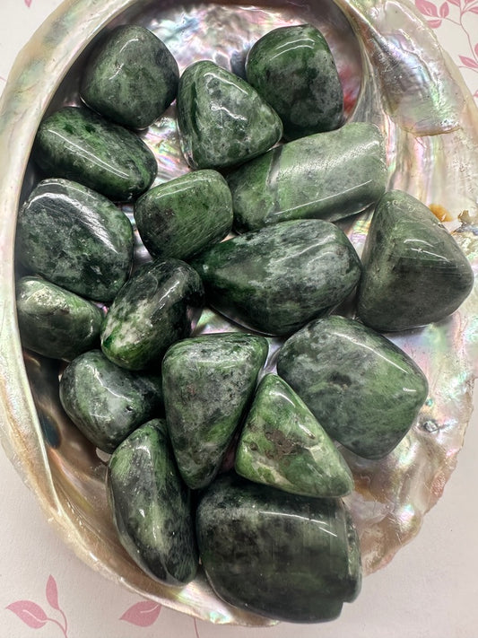 Diopside Tumble Stones
