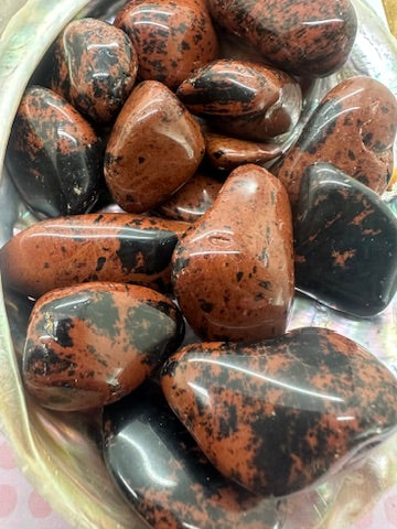 Obsidian Mahogony