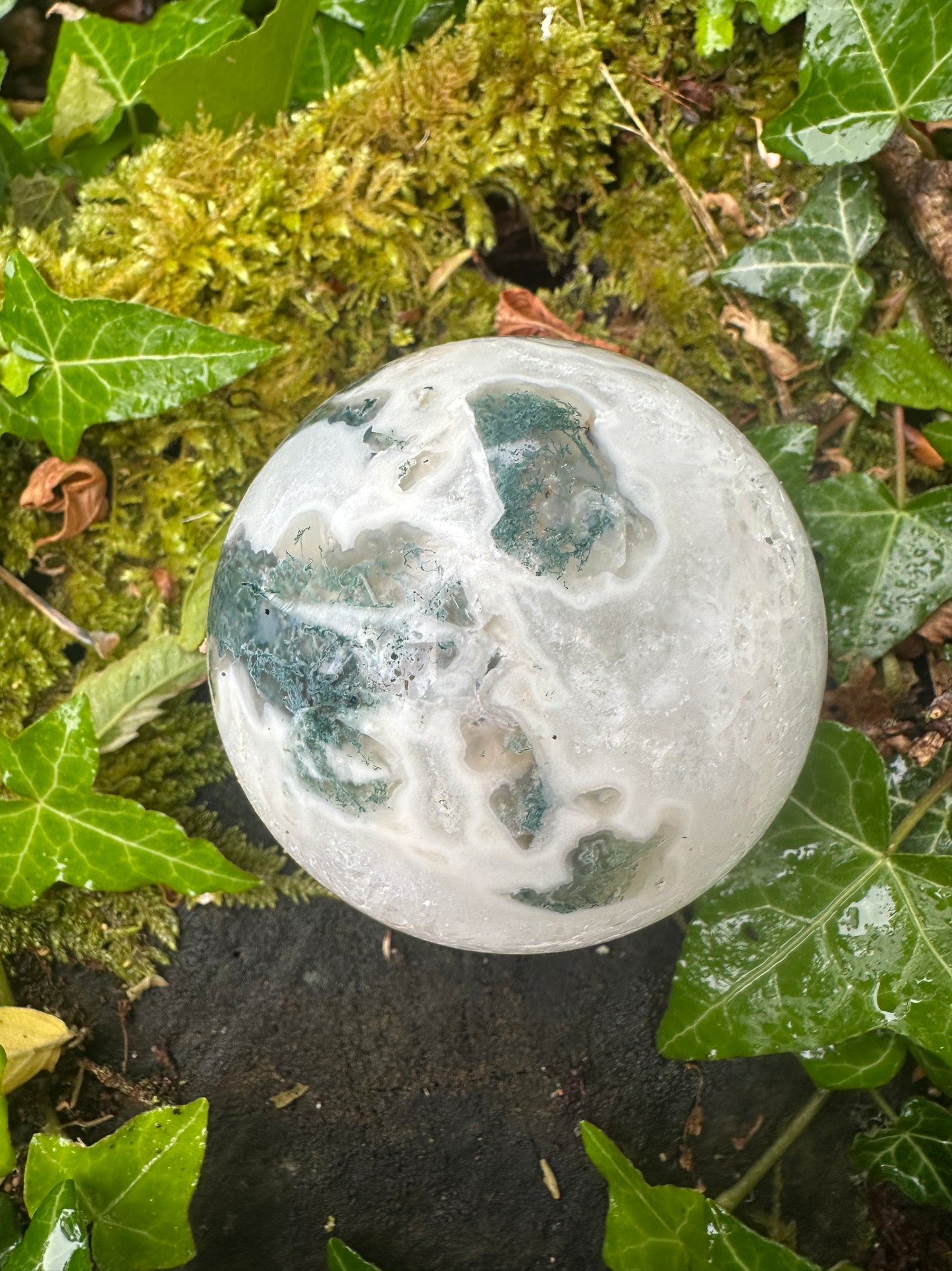 Moss Agate Sphere – 7 cms