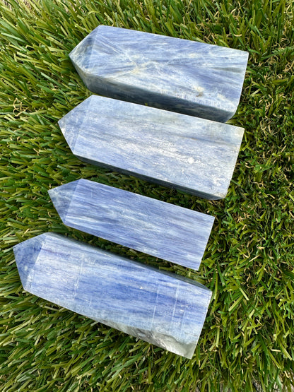 Kyanite Blue Points