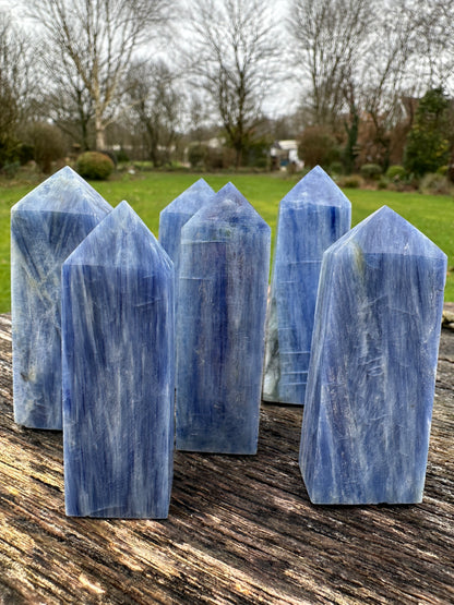 Kyanite Blue Points