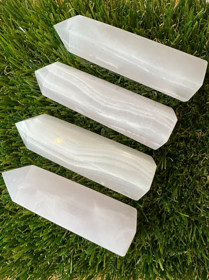 Mangano Calcite Points