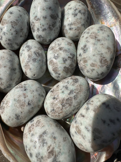 Kiwi or Sesame Jasper Mini Palm Stones - Stone of Tranquility