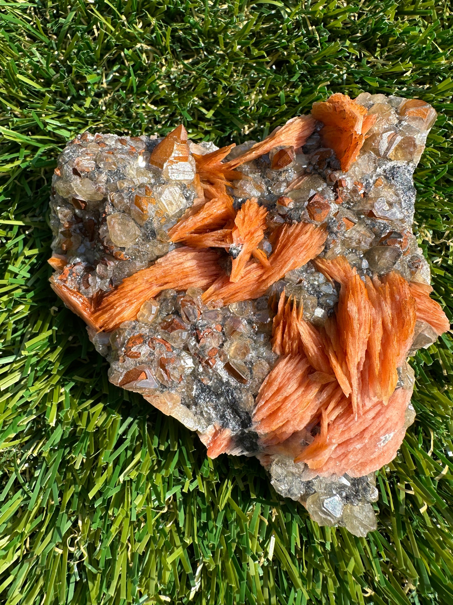 Cerussite, Baryte, Galeno And Sandstone Specimen Raw and Natural Piece