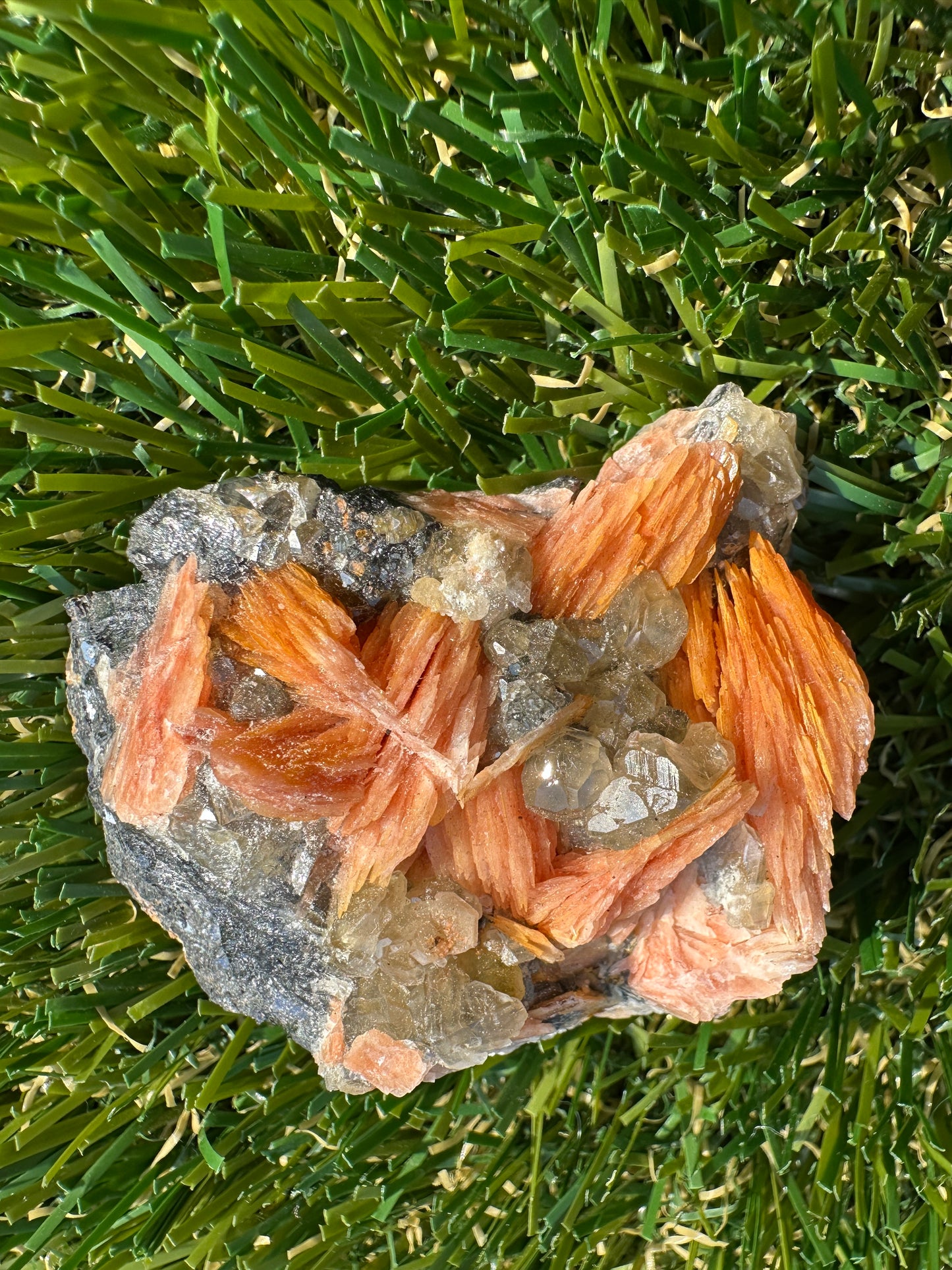 Cerussite, Baryte, Galeno And Sandstone Specimen Raw and Natural Piece