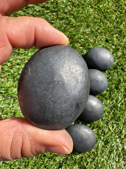 Shungite Palm Stones