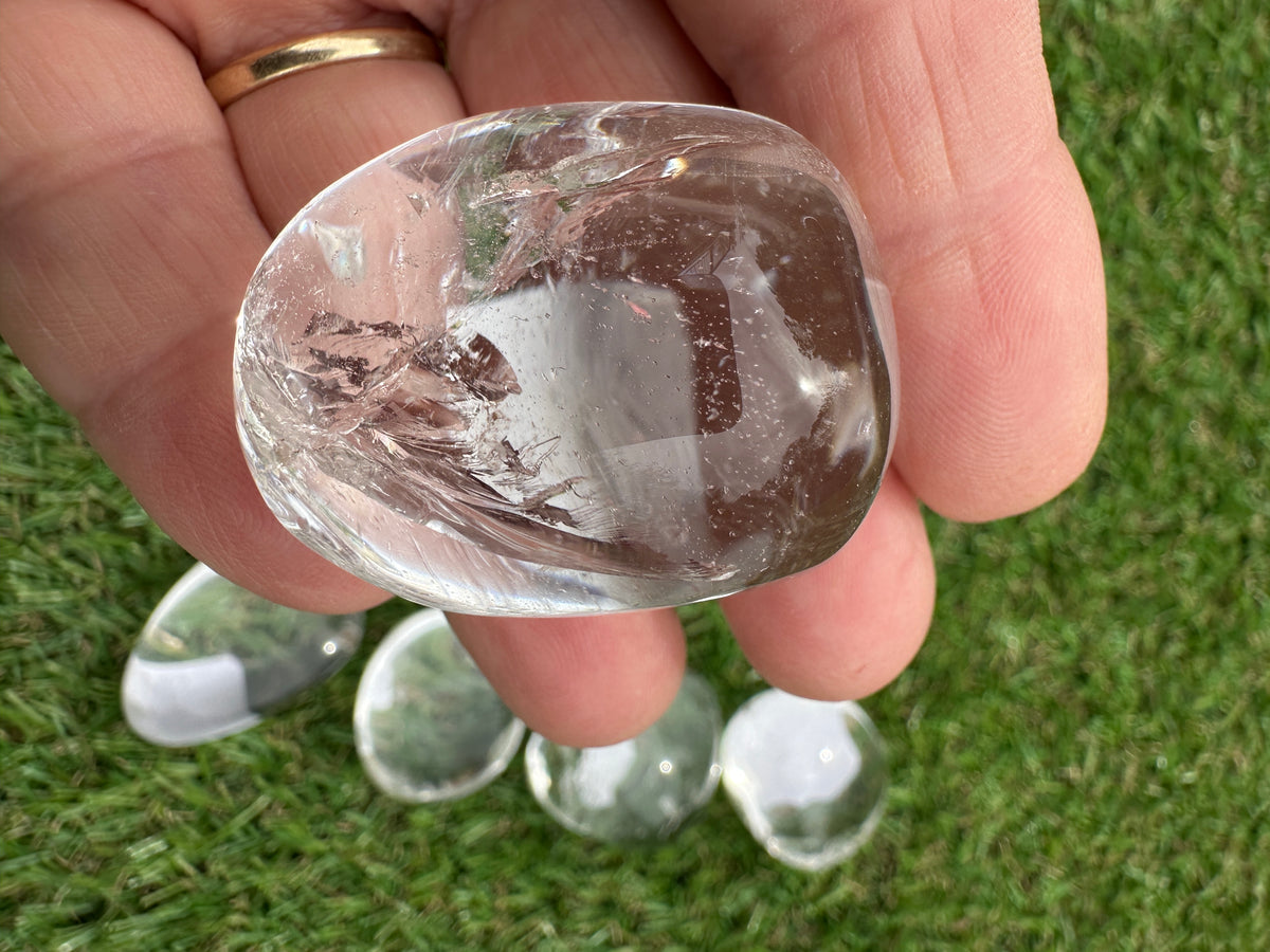 Quartz Palm Stones