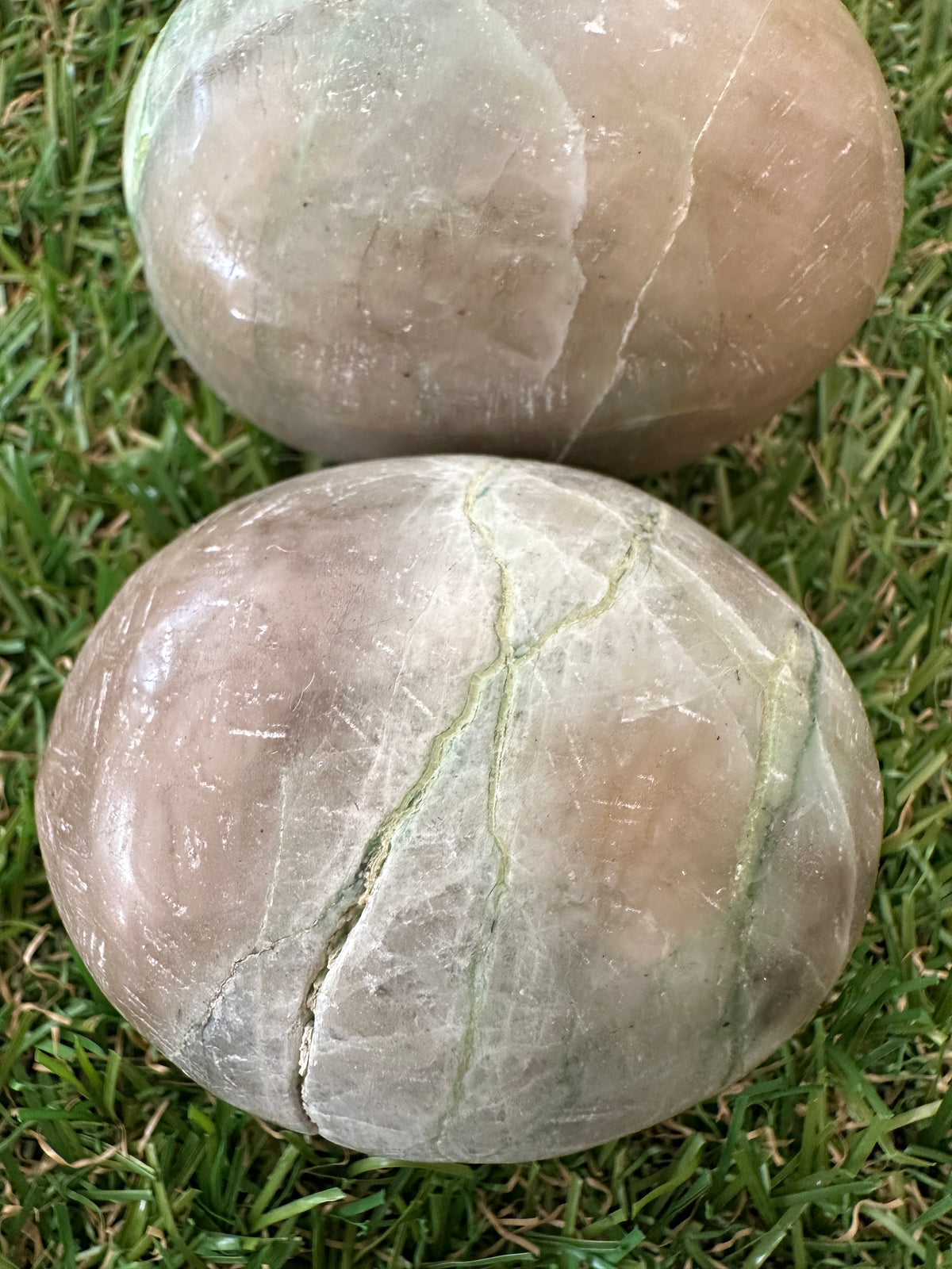 Moonstone Green With Granierite Palm Stones
