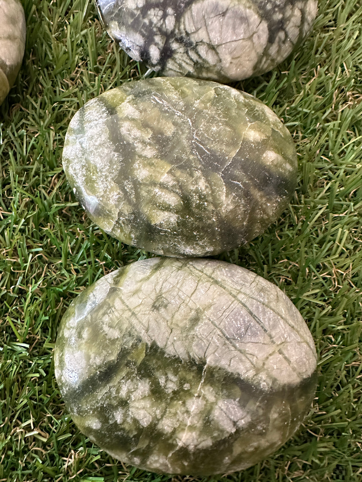 Jade Green Palm Stones